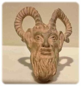 Womöglich ein Pan oder Faun aus der Sonderausstellung "Achmîm - Ägyptens vergessene Stadt". Foto: Heiko Weckbrodt