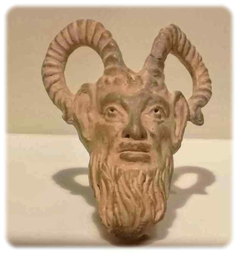 Womöglich ein Pan oder Faun aus der Sonderausstellung "Achmîm - Ägyptens vergessene Stadt". Foto: Heiko Weckbrodt