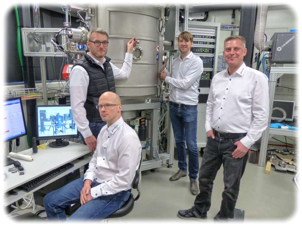 Das Antacon-Team im Labor: Jan Bretschneider (links, David Haldan (sitzend), Johannes Maus und Hagen Grüttner (rechts). Foto: Meeco