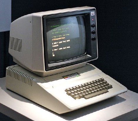 Der Apple II begründete ein modernes PC-Konzept. Abb.: Marcin Wichary/Wikipedia