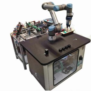 Roboter-Anlernplatz für die Ausbildung im Berufsschulzentrum für Elektrotechnik Dresden. Foto: Heiko Weckbrodt