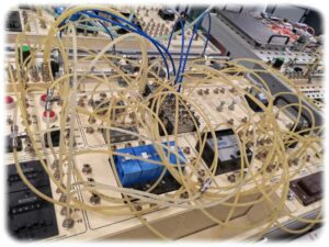 Schalt- und Verteilerpult für die Ausbildung im Berufsschulzentrum für Elektrotechnik Dresden. Foto: Heiko Weckbrodt