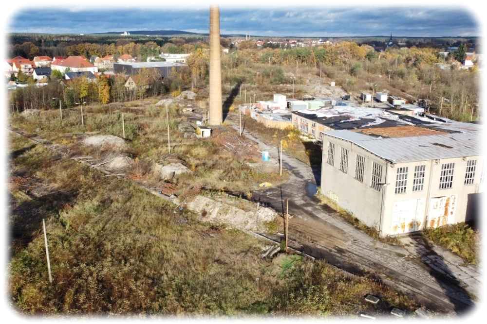 Das frühere Betonwerk Ottendorf-Okrilla ist eine Brachfläche, Dort soll nun ein Wohn- und Einzelhandelspark entstehen. Foto: Gemeindeverwaltung Ottendorf-Okrilla via SMR, lizenzfrei