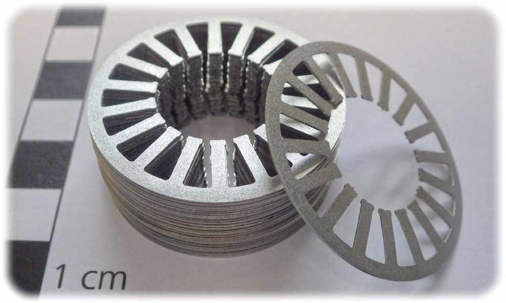 Statorbleche für Elektromotoren aus dem 3D-Siebdrucker. Foto: Fraunhofer-Ifam