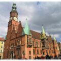 Forscher aus Sachsen und Schlesien - hier ein Blick aufs alte Rathaus Breslau - wollen enger zusammenarbeiten. Foto: Heiko Weckbrodt