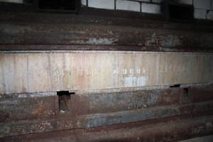 Die Detailaufnahme zeigt: Bis zur Wende buk das Backwarenkombinat mit Vorkriegstechnik. Foto: Peter Weckbrodt