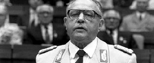 Er liebte uns alle: Erich Mielke, von 1957 bis 1989 Stasi-Minister. Abb.: R. Mittelstädt, BA, Wikipedia