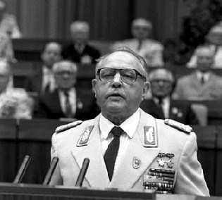 Er liebte uns alle: Erich Mielke, von 1957 bis 1989 Stasi-Minister. Abb.: R. Mittelstädt, BA, Wikipedia