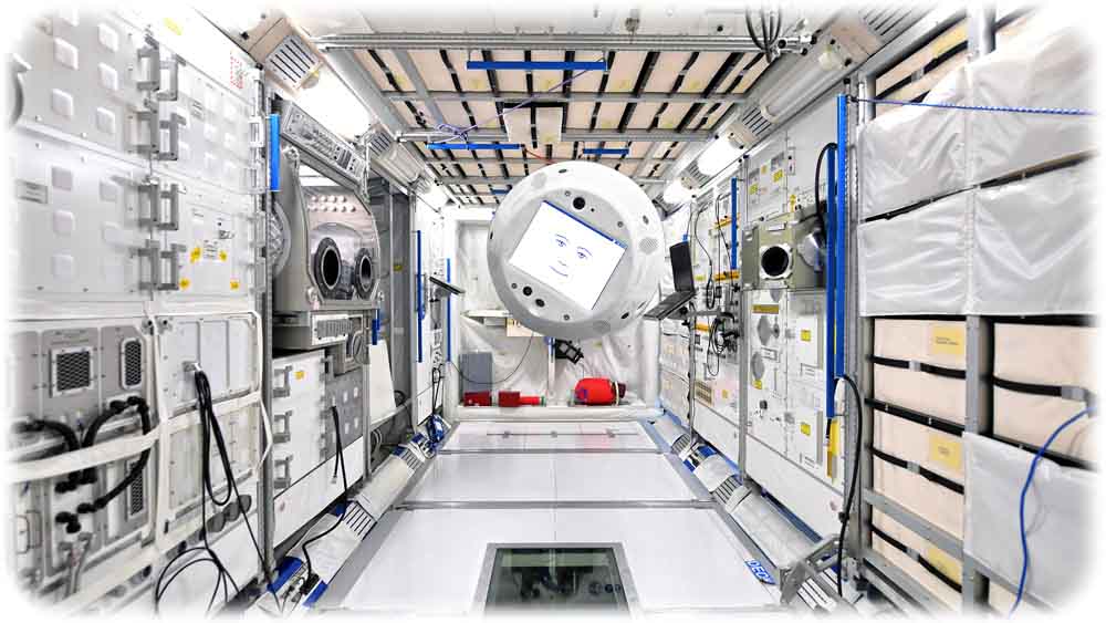 Die Fotomontage des Deutschen Zentrums für Luft- und Raumfahrt (DLR) zeigt die in Deutschland entwickelte Künstliche Intelligenz "Cimon" in der ISS. Montage: DLR
