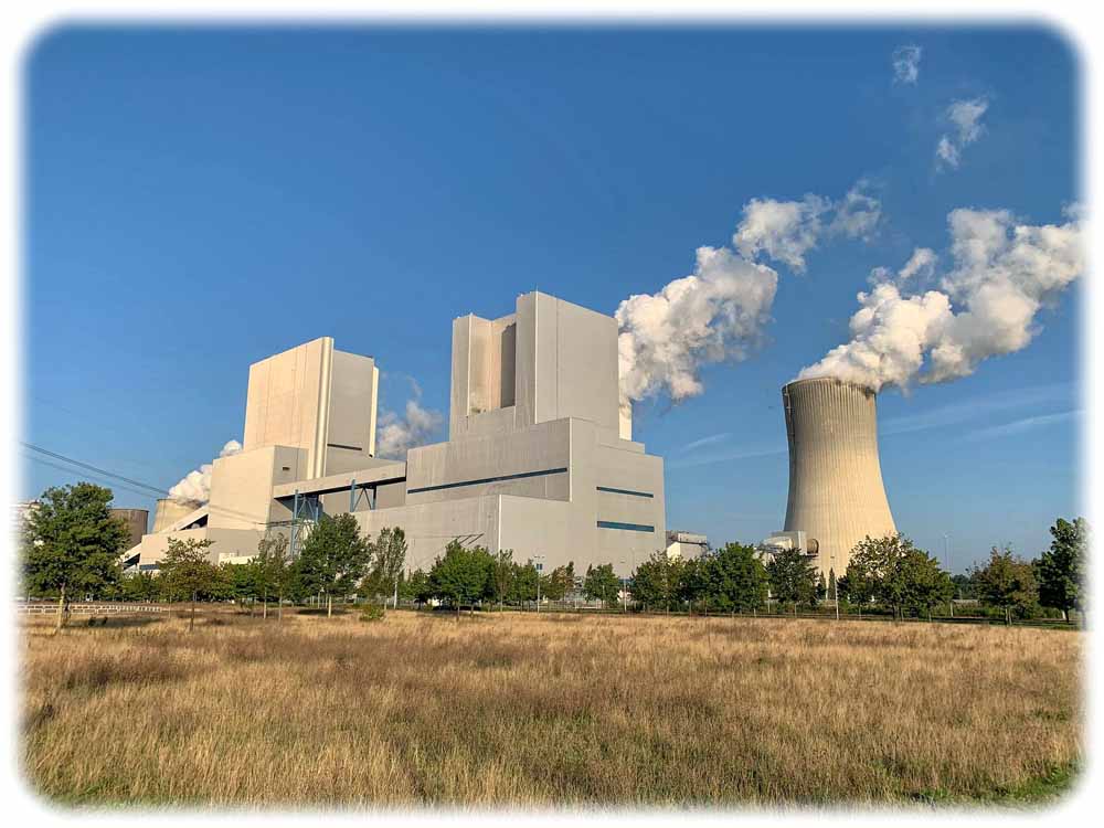 Das Kraftwerk Boxdorf: Statt Kohle zu verfeuern, soll der Standort künftig Carbonfasern für Autos und Flugzeuge entwickeln. Foto: Leag