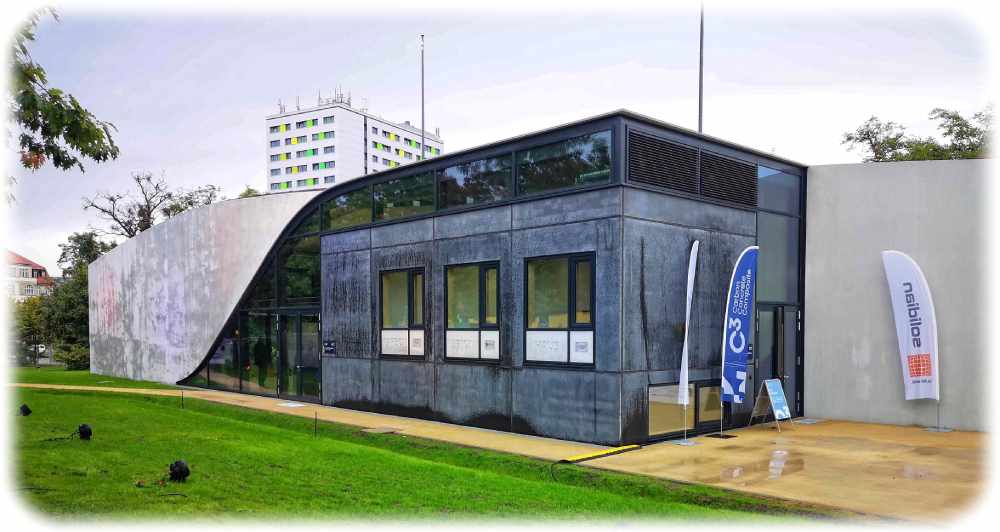 Das erste Carbonbeton-Haus der Welt steht an der Einsteinstraße nahe am Campus der TU Dresden. Foto: Heiko Weckbrodt