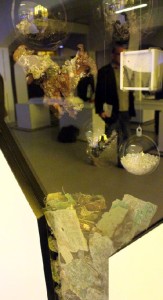 Leiterplatten und Chips (unten) enthalten Gold, Titan, Plation und weitere wertvolle Rohstoffe. Foto: Heiko Weckbrodt