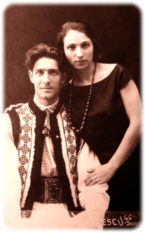 Corneliu Zelea Codreanu und seine Frau Elena Ilinoiu (um 1925?). Fotograf unbekannt, gemeinfrei, Wikipedia