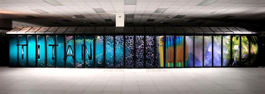 Der Titan-Supercomputer in den USA wird demnächst über einem Simulationsprojekt aus Dresden schwitzen. Foto: ORNL/U.S. Dept. of Energy