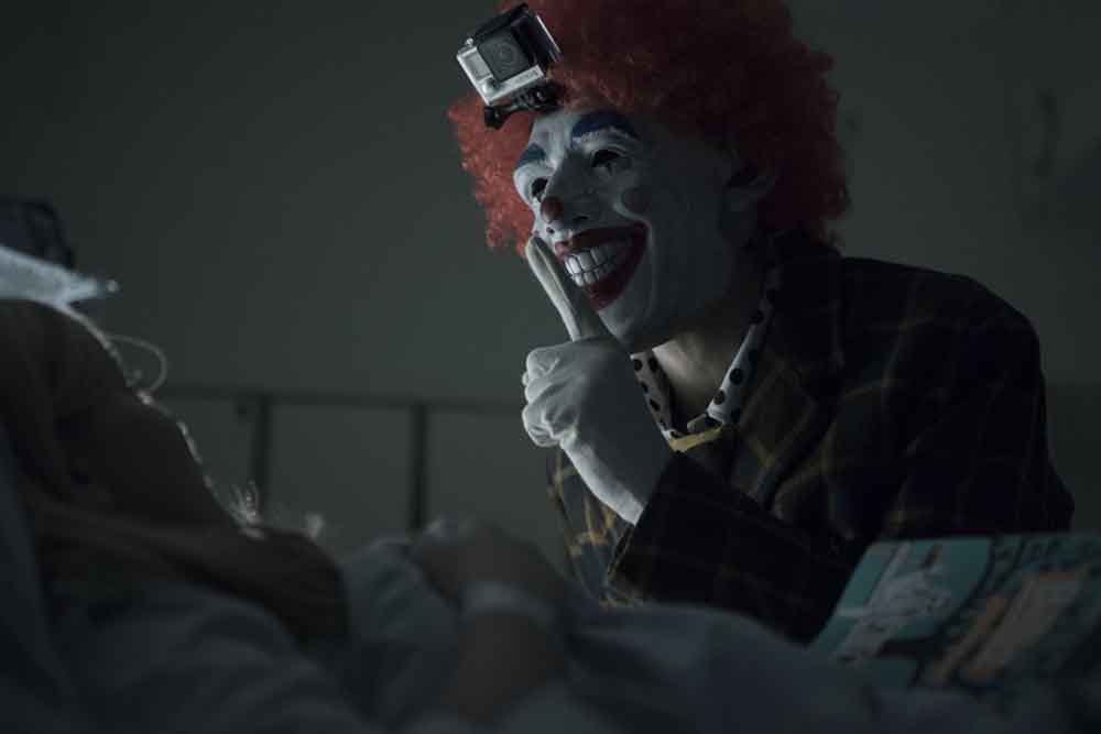 Mit dem Clown kommt der Tod. Foto: Jens Juncker, Filmlance International AB