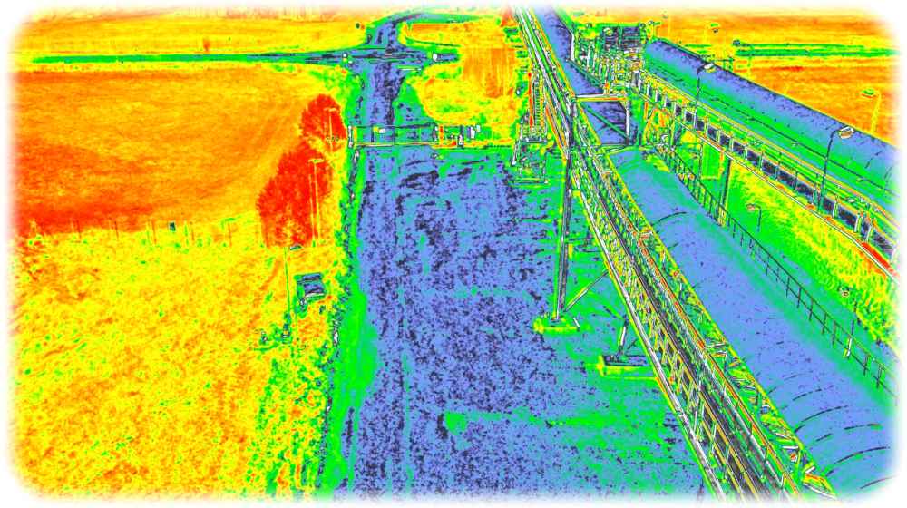 Wärmebild-Aufnahme einer autonomen Drohne im Tagebau Jänschwalde, Foto: Leag