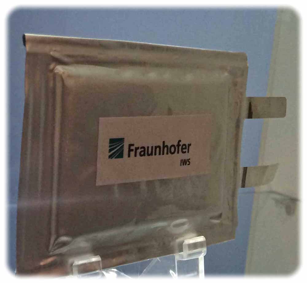 Lithium-Schwefel-Batterie aus der Fraunhofer-testproduktion in Dresden. Foto. Heiko Weckbrodt