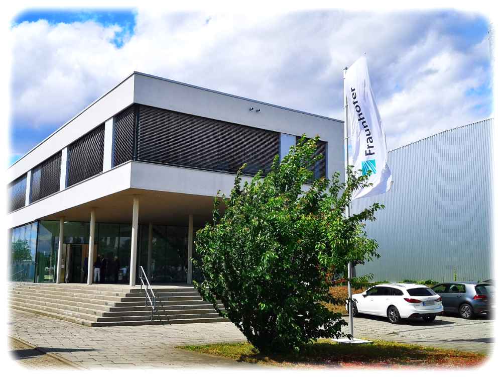 In der ehemalige Plastic-Logic-Fabrik hat Fraunhofer das Ceasax mit Teilen des CNT, des Assid u. a. untergebracht. Foto: Heiko Weckbrodt