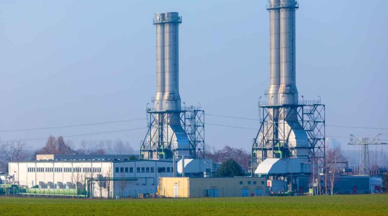 Mit Gasturbinen-Kraftwerken wie hier in Ahrensfelde stabilisiert die Leag bereits seit geraumer Zeit die Stromnetze im Raum Berlin. Der Lausitzer Energieversorger hat weitere solche Projeket in der Schublade, wartet aber auf konkrete Zusagen vom Bund. Foto: Andreas Franke für die Leag