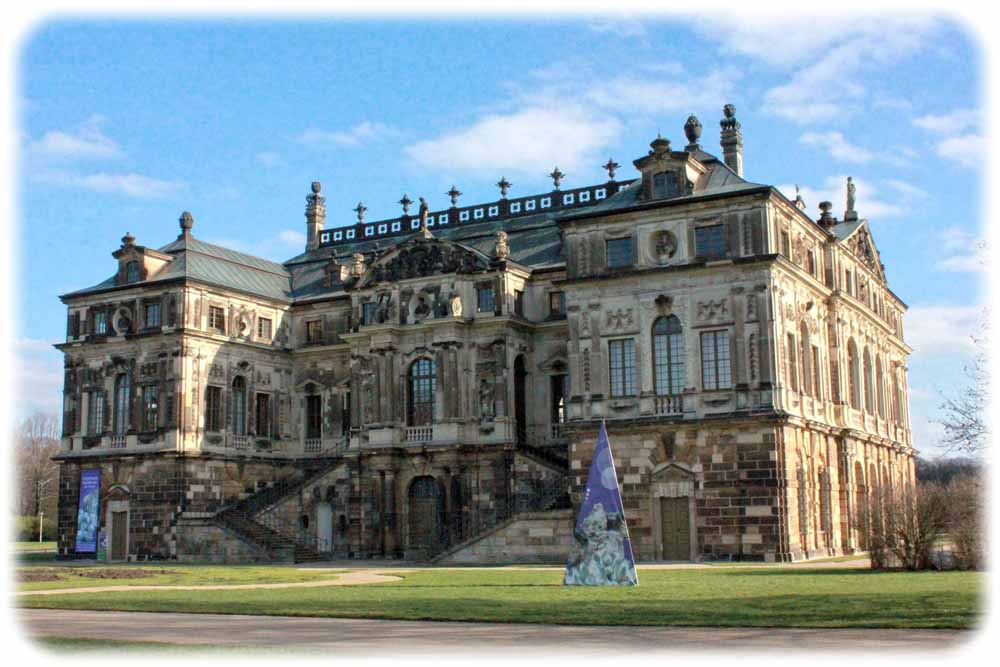 Das Palais im Großen Garten biretet aller zwei Jahre die Frühlingsblütenschau Dresden. Foto: Peter Weckbrodt