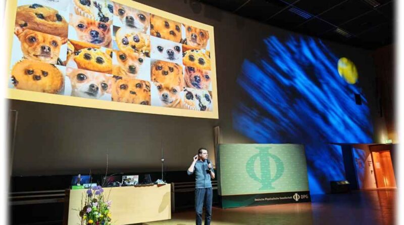 Manuel Zahn von der Uni Augsburg erklärt mit Keksen, Hundefotos, Prinzessinnen und einem Hammer, wie er auf der Suche nach den magnetbasierten Computersystemen von übermorgen winzige Skyrmionen - eine Art Magnetwellenwirbel -untersucht. Foto: Heiko Weckbrodt