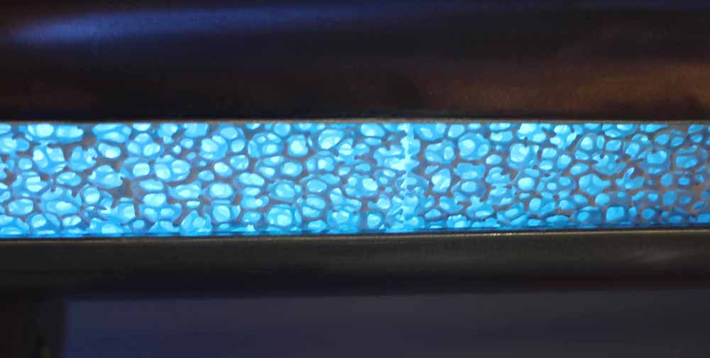 UV-LEDs könnten mit Keramikschaumfiltern kombiniert werden, um bioaktive Moleküle zu spalten. Foto: Heiko Weckbrodt