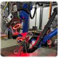 Flexibles Laserschweißen mit zwei kooperierenden Robotern. Foto: Fraunhofer-IWU