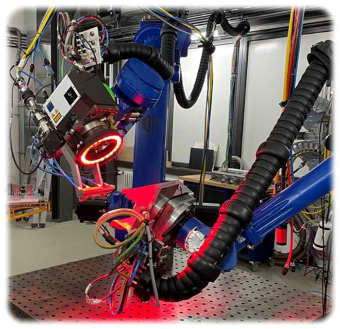 Flexibles Laserschweißen mit zwei kooperierenden Robotern. Foto: Fraunhofer-IWU