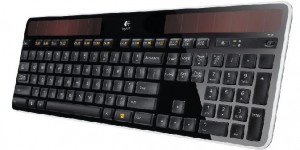 Die K750 - oben sieht man die Solarzellen. Abb.: Logitech