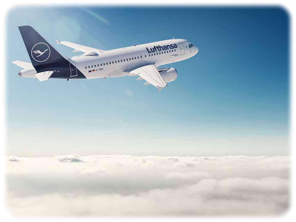 In Lufthansa-Flugzeugen können viele Telekom-Kunden gratis per WLAN im Internet surfen. Foto: Deutsche Lufthansa