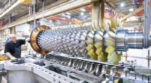 Viele, viele Zulieferer müssen zusammenarbeiten, damit wie hier bei MAN ein Axialkompressor entstehet - der dann selbst wieder zum Beispiel in ein Schiff eingebaut wird. Um diese Ketten zu organisieren, setzen Unternehmen wie eben MAN auf die digitalen Marktplätze von Newtron. Abb.: MAN