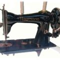 Textilindustrie und Textilmaschinenbau haben in Sachsen lange Traditionen. Hier eine Nähmaschine von Seidel & Naumann Dresden im Industriemuseum Chemnitz. Foto: Heiko Weckbrodt