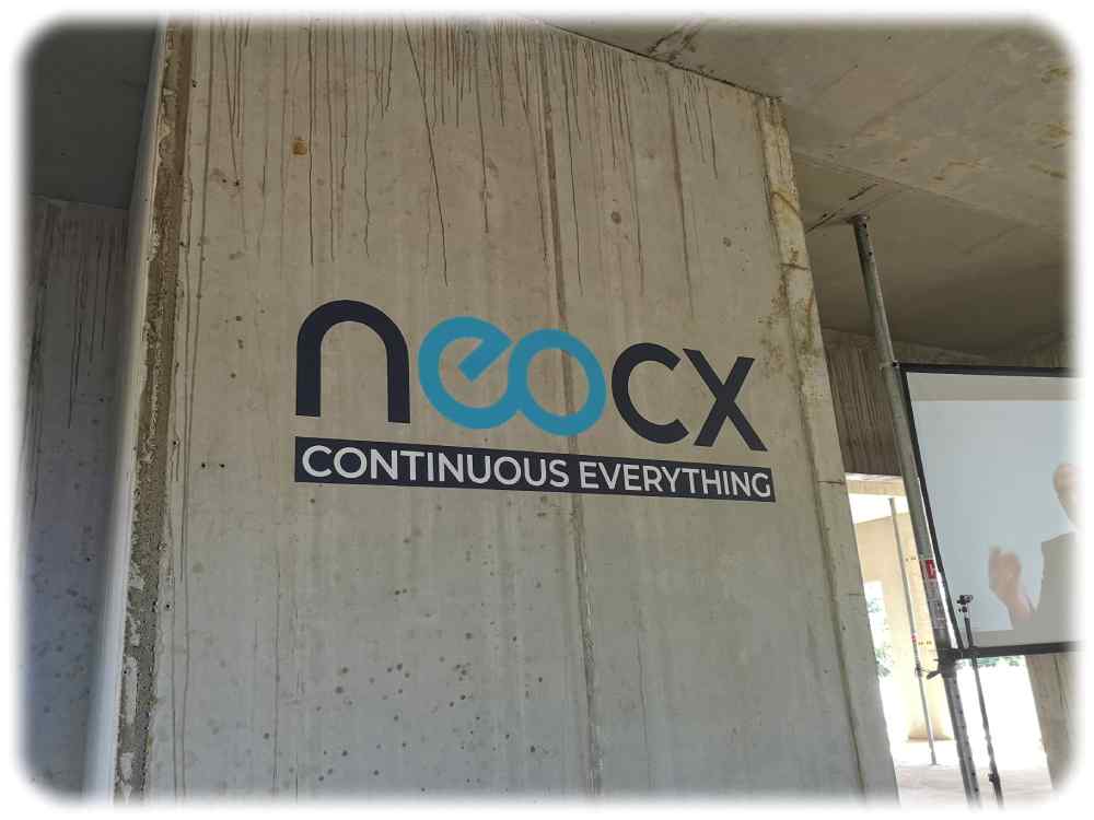 Noch ist das Neocx-Domizil auf dem Tracetronic-Campus im Dresdner Süden erst rohbaufertig. Foto: Heiko Weckbrodt