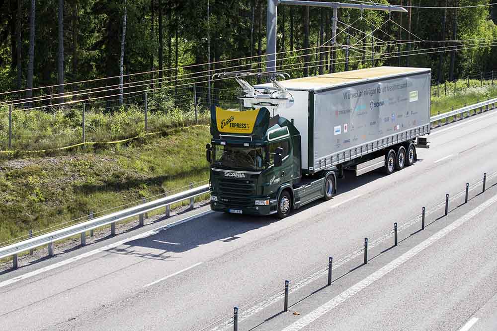 Hybrider Oberleitungs-Lkw- von Scania. Foto: Tobias Ohls 2016