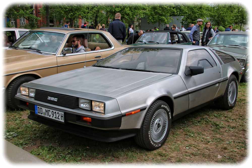 Der Sportwagen DeLorean“ ist durch die Filmreihe „Zurück in die Zukunft“ zum Inbegriff der originellen Zeitmaschine geworden. Foto: Heiko Weckbrodt