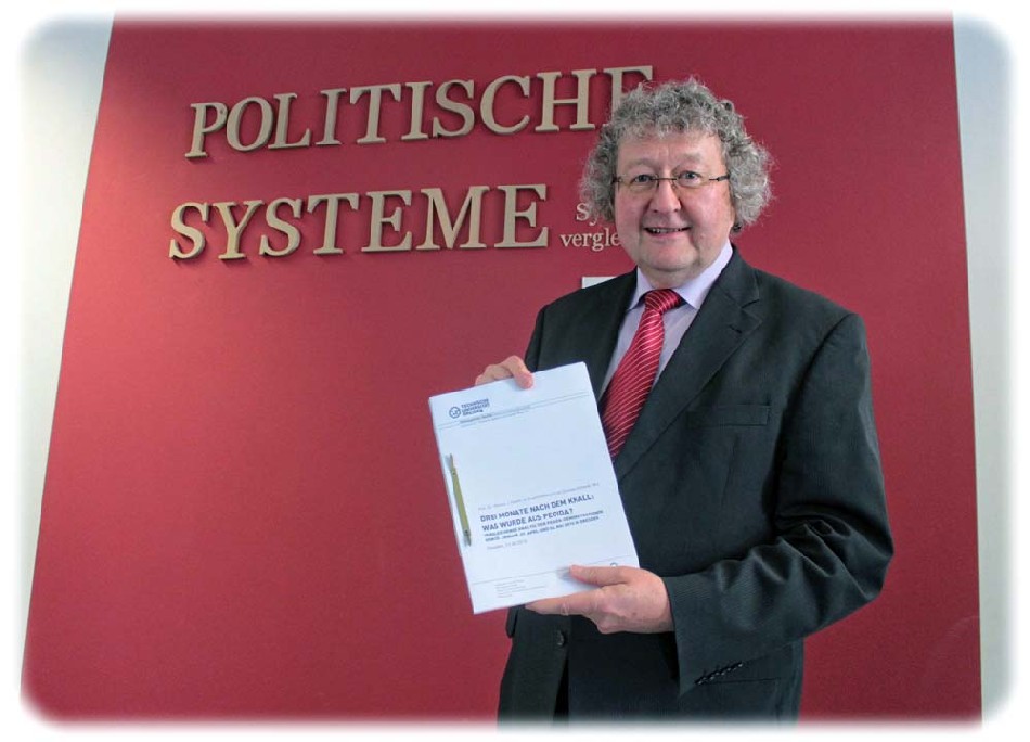 Politologe Prof. Werner Patzelt von der TU Dresden präsentierte heute seine neue Studie über Pegida. Foto: Heiko Weckbrodt