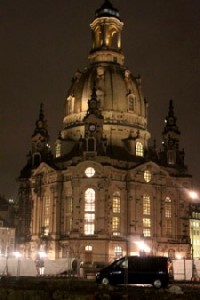Frauenkirche angestrahlt. Foto: pwFrauenkirche angestrahlt. Foto: pw