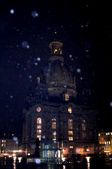 Frauenkirche verdunkelt. Foto: pw