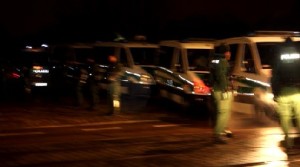 Die Pegida-Demo wird von starker Polizei-Präsenz begleitet. Foto: pw