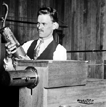 Der Tüftler Philo Farnsworth war einer der Erfinder des Fernsehens, kämpfte aber zeitlebens um Anerkennung. Foto aus: Bryson: 1927