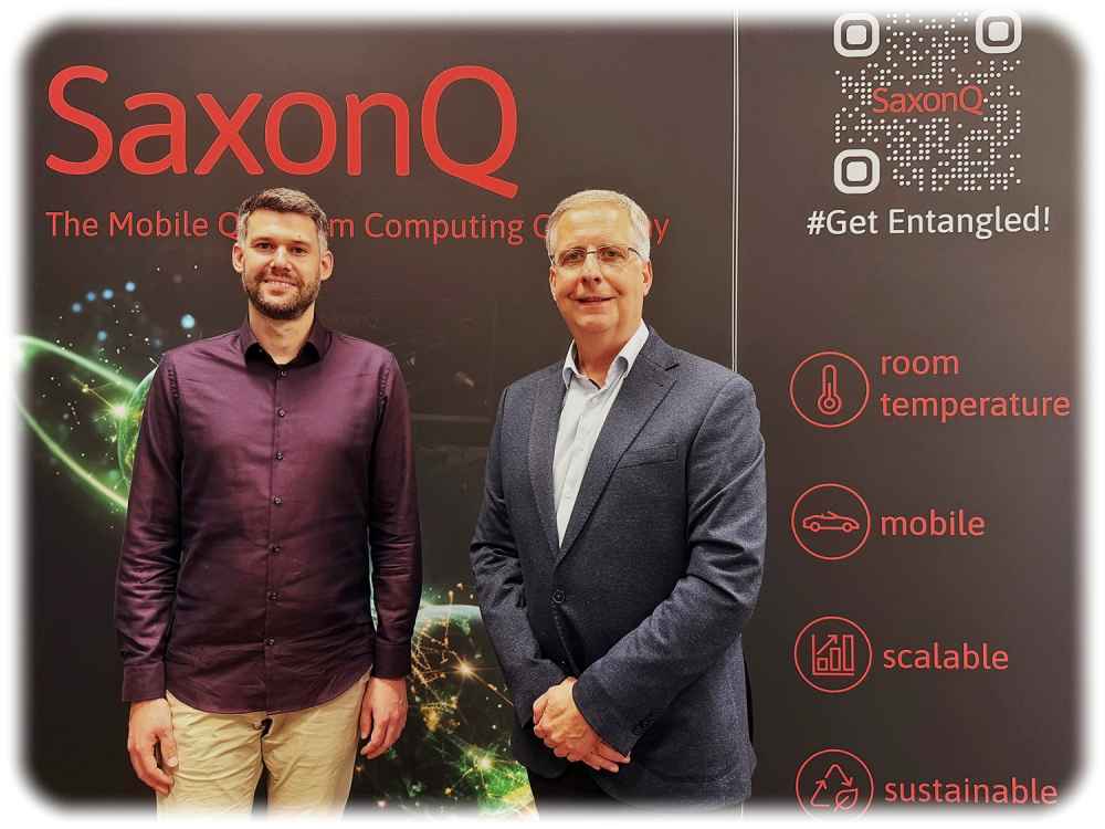 Paul Michalke (l.) vom TGFS und Saxonq-Chef Frank Schlicht freuen sich über die Partnerschaft. Foto: Saxonq