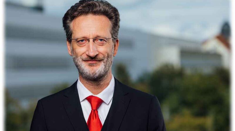 HTWK-Rektor Prof. Jean-Alexander Müller. Foto: Christian Hüller für die HTWK Leipzig