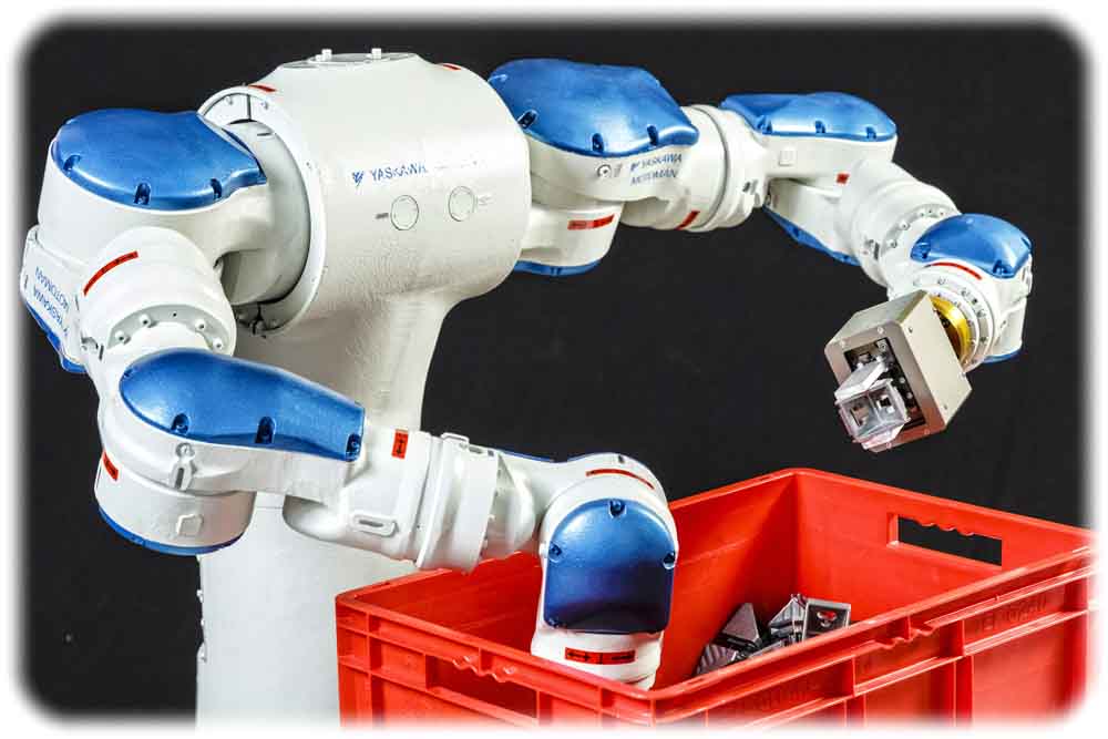 Roboter anzulernen, ist eine Wissenschaft für sich. Foto: Rainer Bez, Fraunhofer IPA