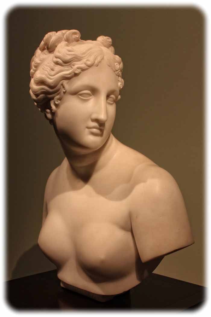 Antonin Canova (1757-1822) Venus Italica, 1816 Marmor, In der Ausstellung sind auch mehrere sehr schöne Skulpturen und Büsten zu sehen . Repro: Peter Weckbrodt