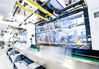 CEWE baut den Anlagenpark in der Dresdner Online-Druckerei Saxoprint weiter aus - hier eine Heftmaschine Stitchmaster. Foto: Saxoprint