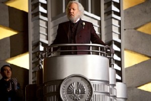 Donald Sutherland als tyrannischer Präsident Snow. Foto: Lionsgate