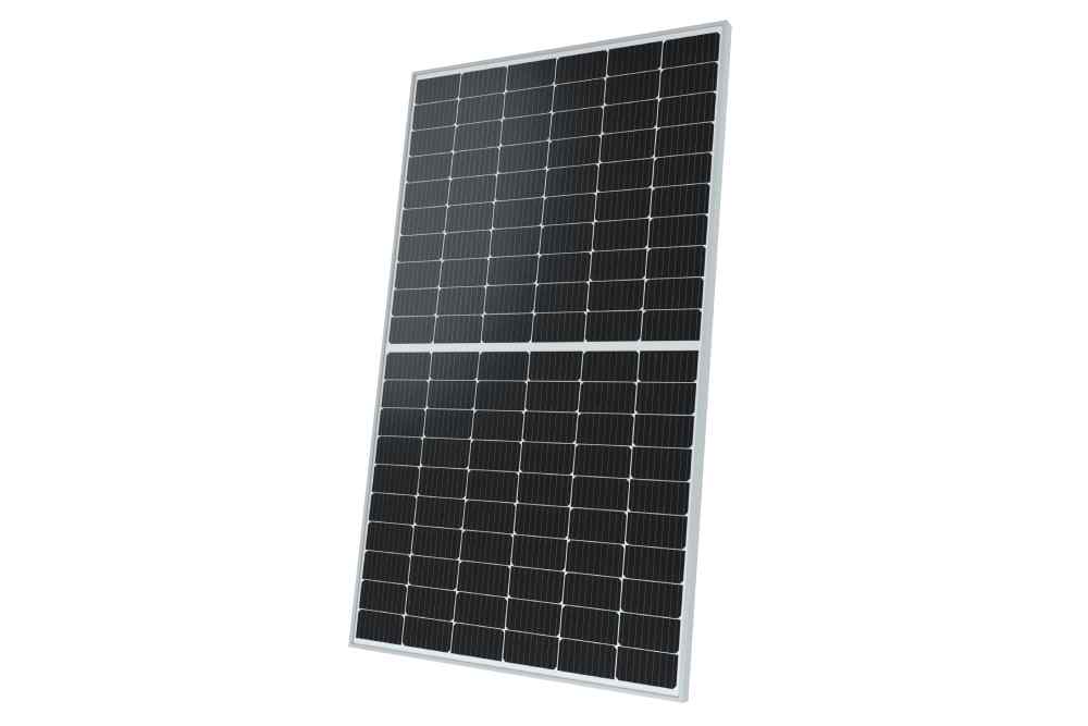 Ein Halbzellen-Modul von Solarwatt. Bifaziale Module kommen auch ins Produktionsprogramm. Foto: Solarwatt
