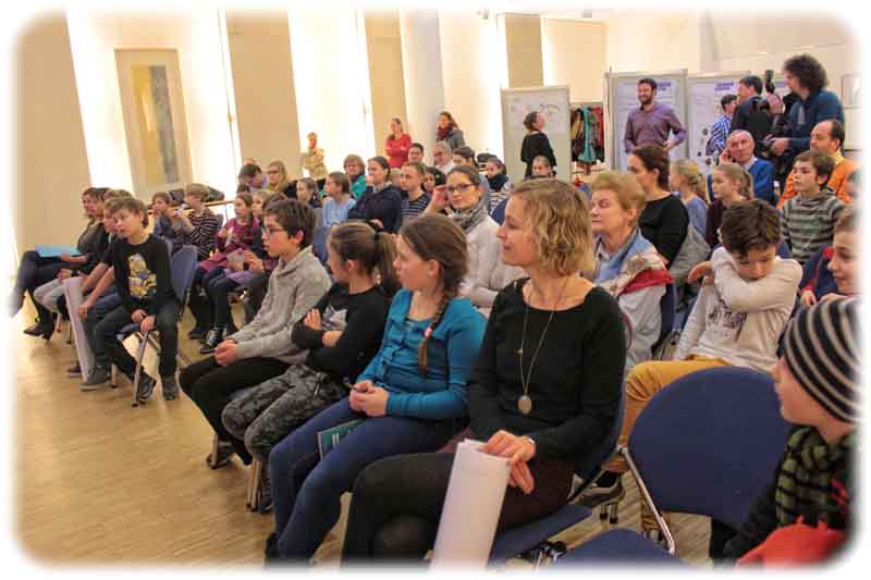 Die Kinder überschütteten OB Hilbert mit Ideen. Foto: Heiko Weckbrodt