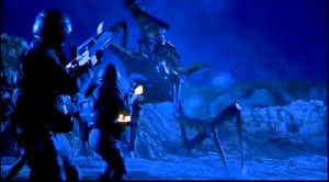 Der Feind ist der Käfer - Szene aus verhoevens Keinwand-Adaption. Abb.: BSF/Buena Vista