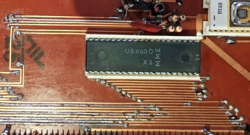 Der 8-Bit-Prozessor U880 war ein verbesserter Nachbau eines Zilog-Prozessors und arbeitete unter anderem auch in den DDR-Schachcomputern. Foto: Heiko Weckbrodt